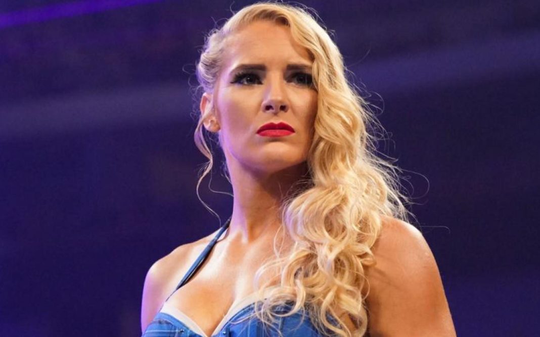 9. Lacey Evans - wide 3