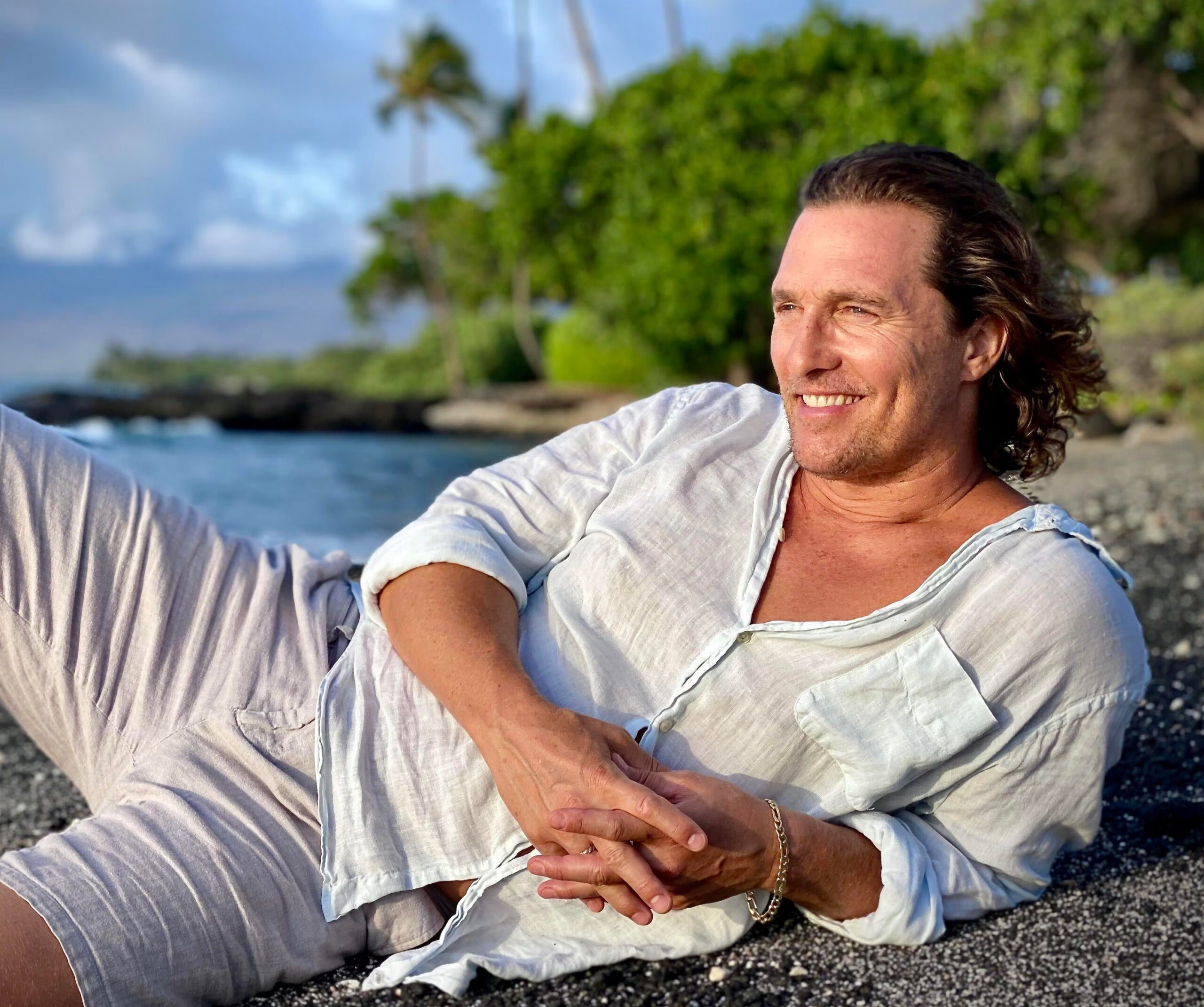 Insights from Matthew McConaughey on Cody Rhodes vs. Brock Lesnar and Seth Rollins’ dedication to working despite injury